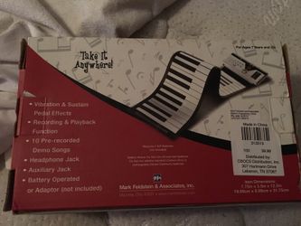 Electronic roll up piano