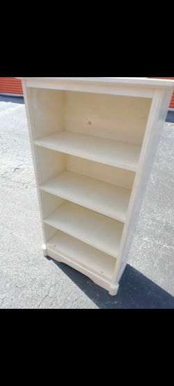 ✨✨Storage/Display Book Shelf✨✨