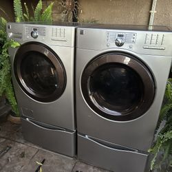 Kenmore Washer And Electric Dryer 