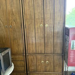 Dresser/ Armoire Ethan Allen 