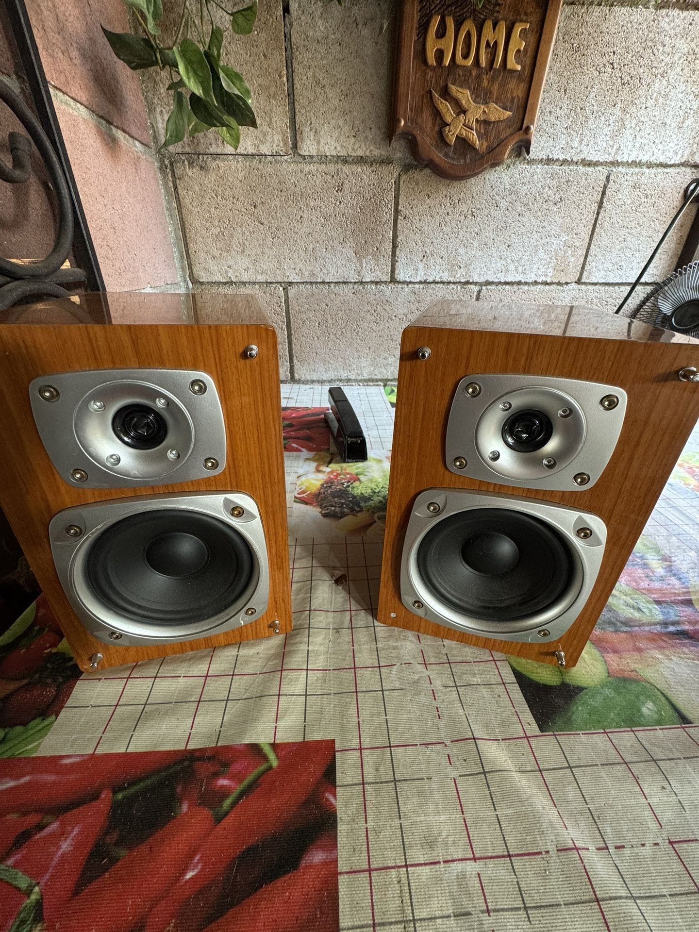 TEAC 2-way Shelf Speakers