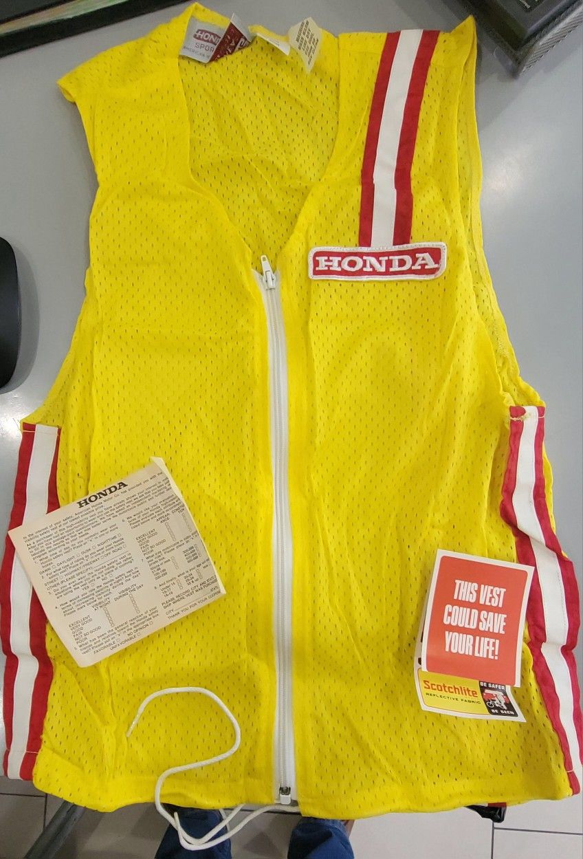 Vintage 1970's Honda Mesh Zipper Vest. (NEW-NOS)