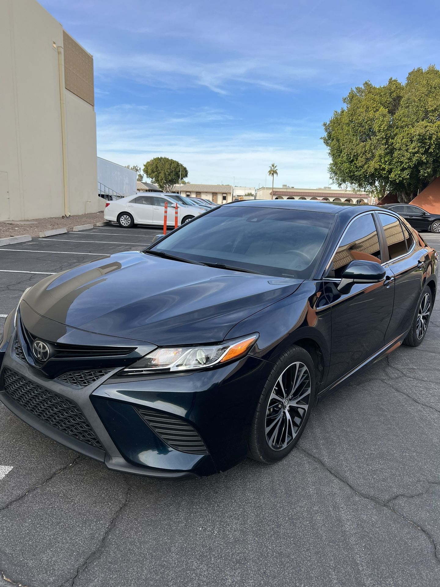 2018 Toyota Camry for Sale in Phoenix, AZ - OfferUp