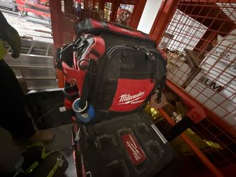 Milwaukee structured tote tool bag