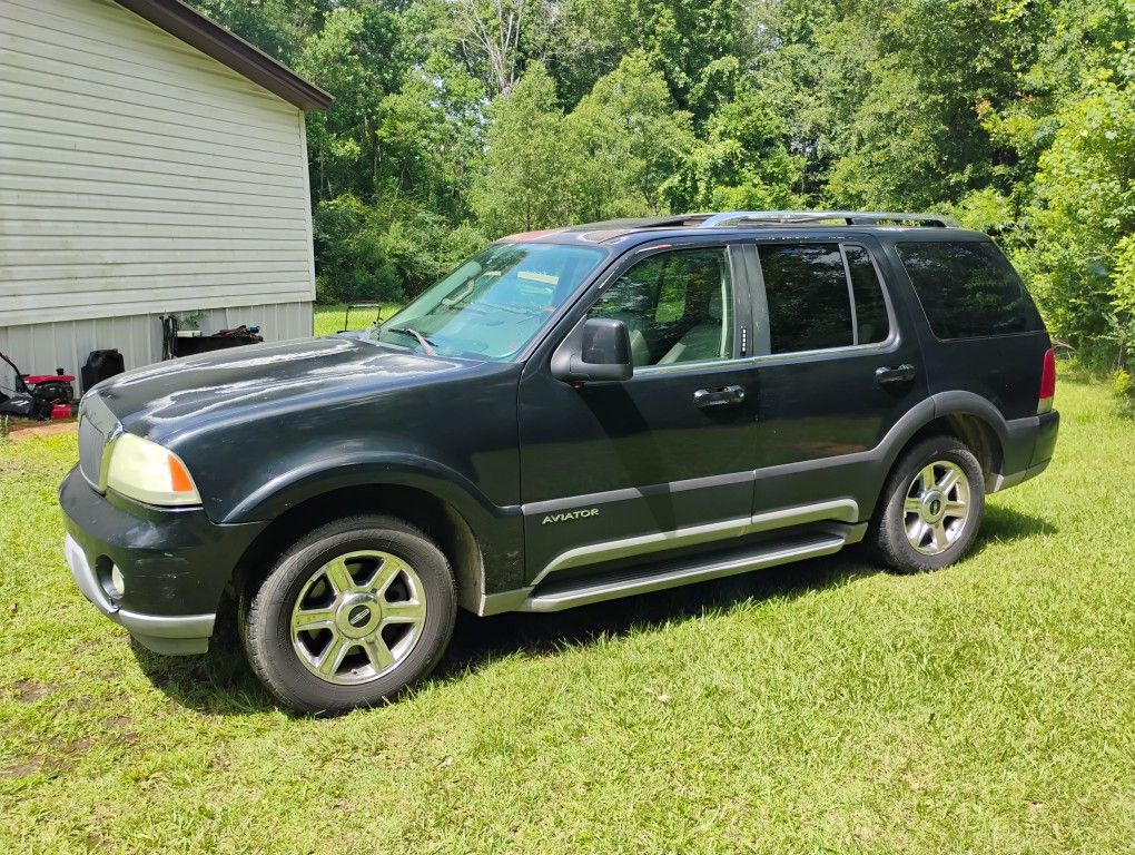 2004 Lincoln Aviator