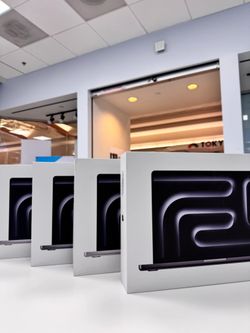 🚀 Powerful MacBook Pro 14" (M3) Laptop 💰 $5 Down to take it home at The Phone Guys! 