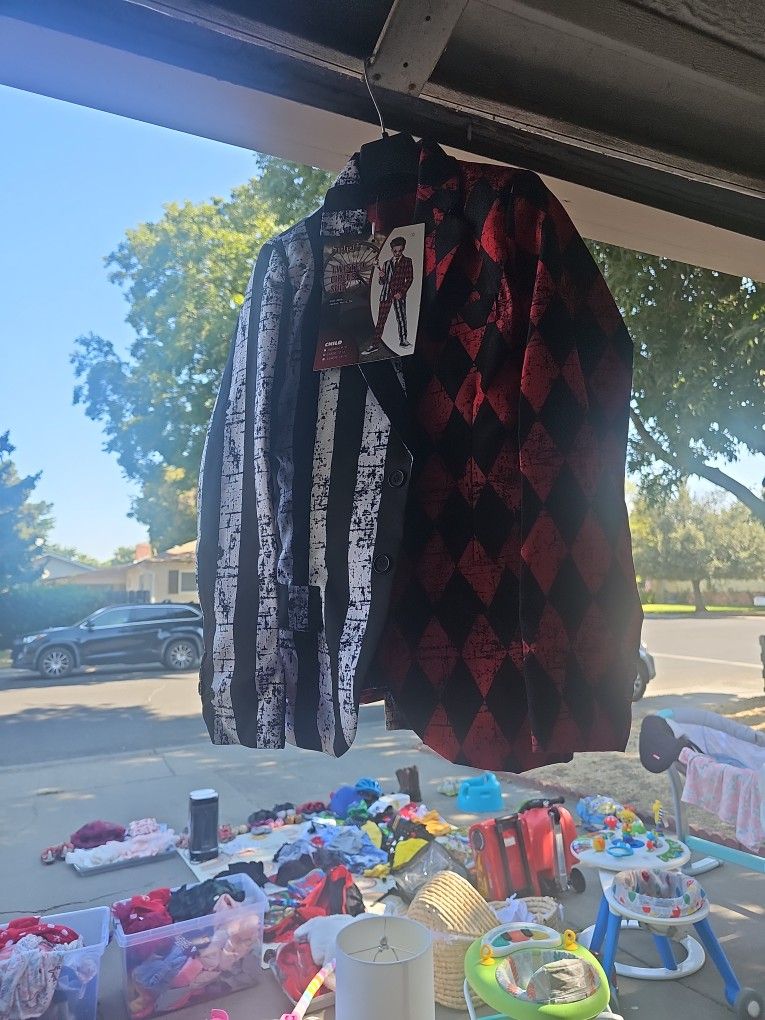 Twisted Air us Suit Halloween Costume