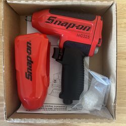 Snap-On   Air impact wrench 3/8 New!