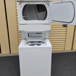 Whirlpool washer and gas dryer stack unit works great $300  