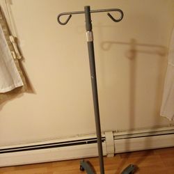 IV Stand