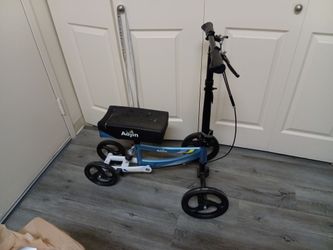 Knee scooter