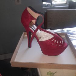 Size 6 1/2 Red Heels