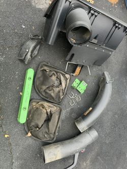 John Deere z225 bagging system complete + mulch cover