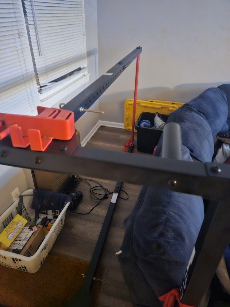 Squat Rack With Pull Up Bar