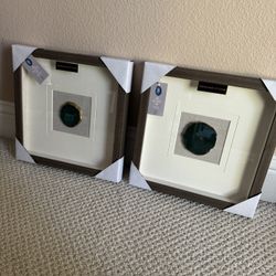 Beautiful New Agate Wooden Framed Wall Art Set