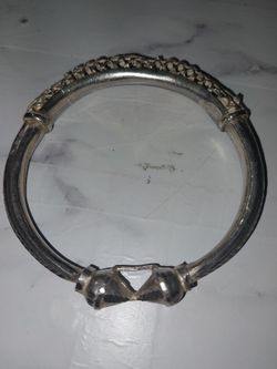 Silver hollow bridge bangle 80% silver