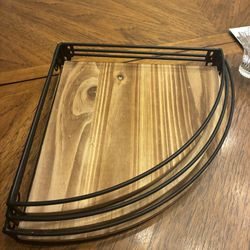 Corner Shelves 