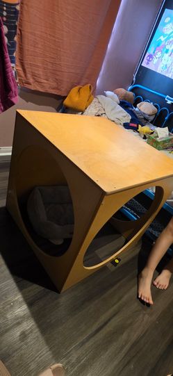 Cozy cube for little kids