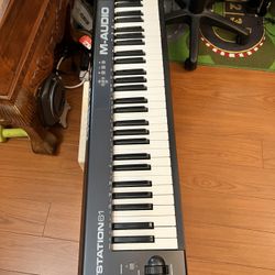 M-Audio Keystation 61 MK3 MIDI Controlller