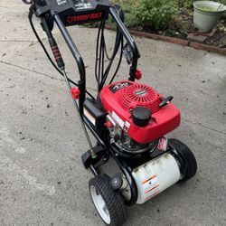 Troy Bilt Pressure Washer -3000 psi  Works Great!!