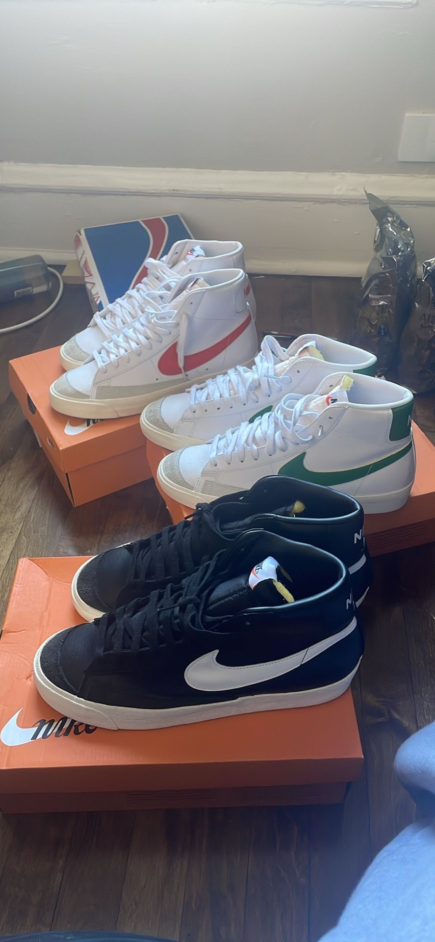 3 NIKE SB BLAZER MENS SZ 11