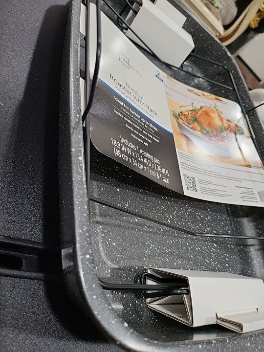 Mainstays Rectangle 18.9" Non-Stick Carbon Steel Grey With Speckle Roaster Pan & Wire Rack Gauge on 0.5 mm Thickness