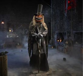 7 FT Grave & Bones Animated LED Guardian of the Gourds
