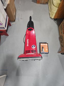 Simplicity Vaccum Symmetry