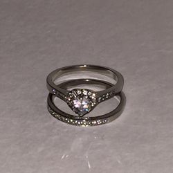 Gorgeous rings