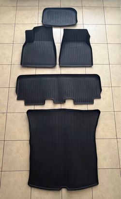 2020-2024 Tesla Model Y All-Weather Floor Liners Set