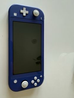 Nintendo Switch Lite + Pokémon Shield – Great Condition