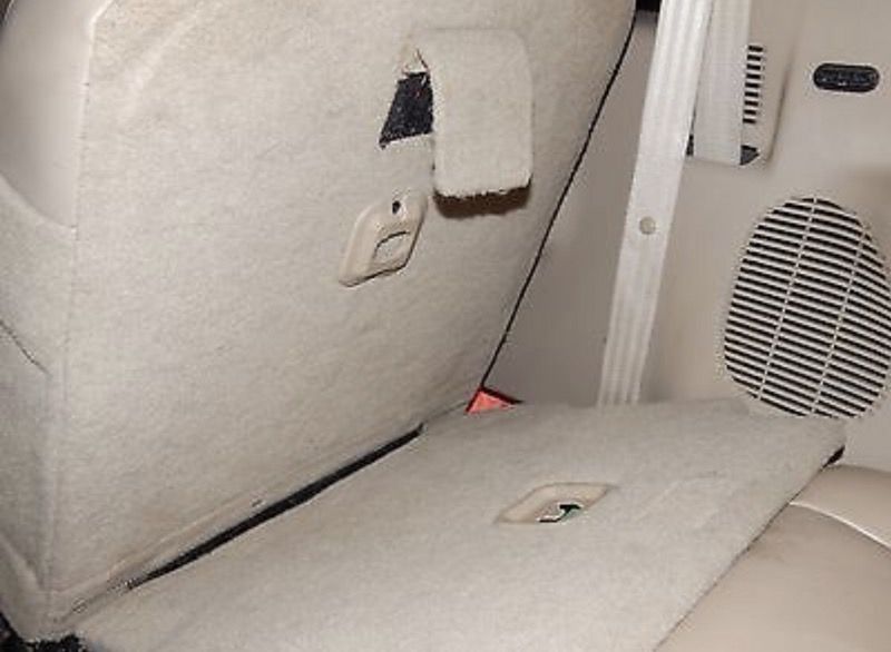 Upgrade your Ford 2000-2005 Excursion middle seat Velcro strap.