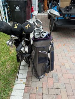 (2) Nicklaus golf club sets.  Complete right handed with golf bags $125 each