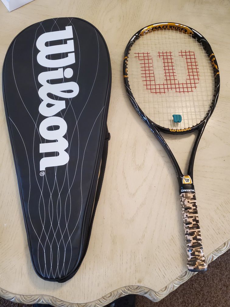 Kids Wilson Tennis Racket with case Blade racquet junior