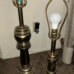 2 Antique Lamps Pair