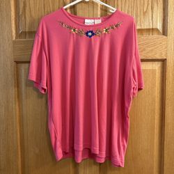 Vtg Bobbie Brooks Short Sleeve Pink w/ Embroidered Flowers Women’s XL - Cute 