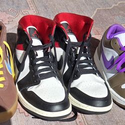 Womens size 10 nikes