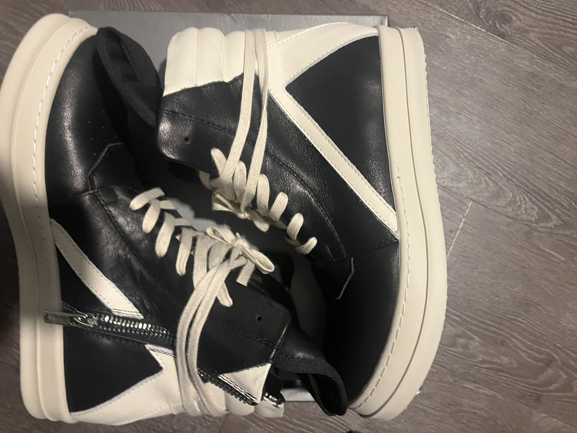 rick owen geobasket brand new size 10us/44eu come with box and everything