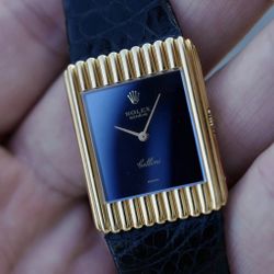 ROLEX CELLINI YELLOW GOLD RIBBED CASE BLUE DIAL REF. 4016/8
