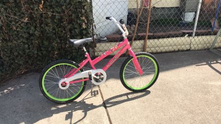 Girls bike