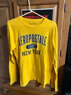 Aéropostale Long Sleeve Graphic Tee Yellow