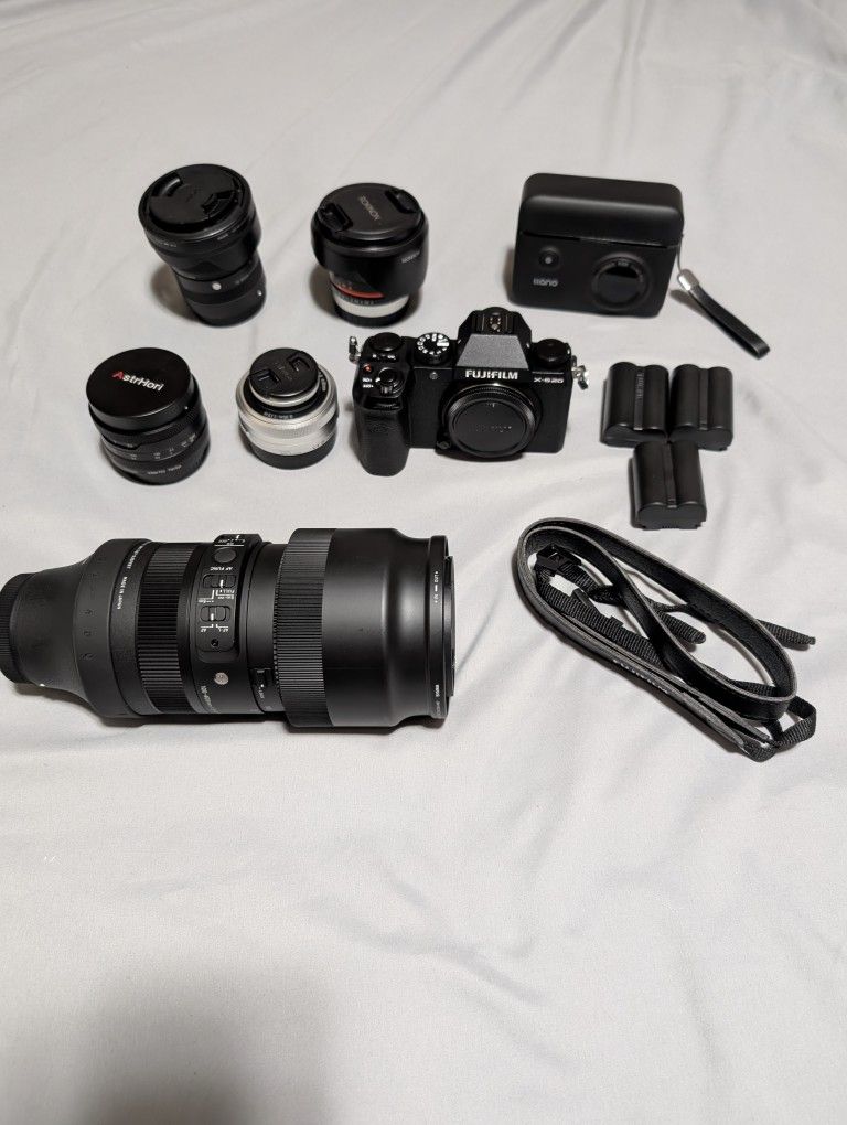Fujifilm Xs20 Bundle With Lenses And More