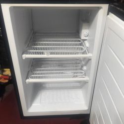 Nice Clean Miniature Freezer... 