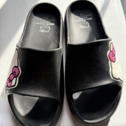 Hello Kitty Size 4/5