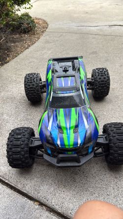 Traxxas maxx (roller)