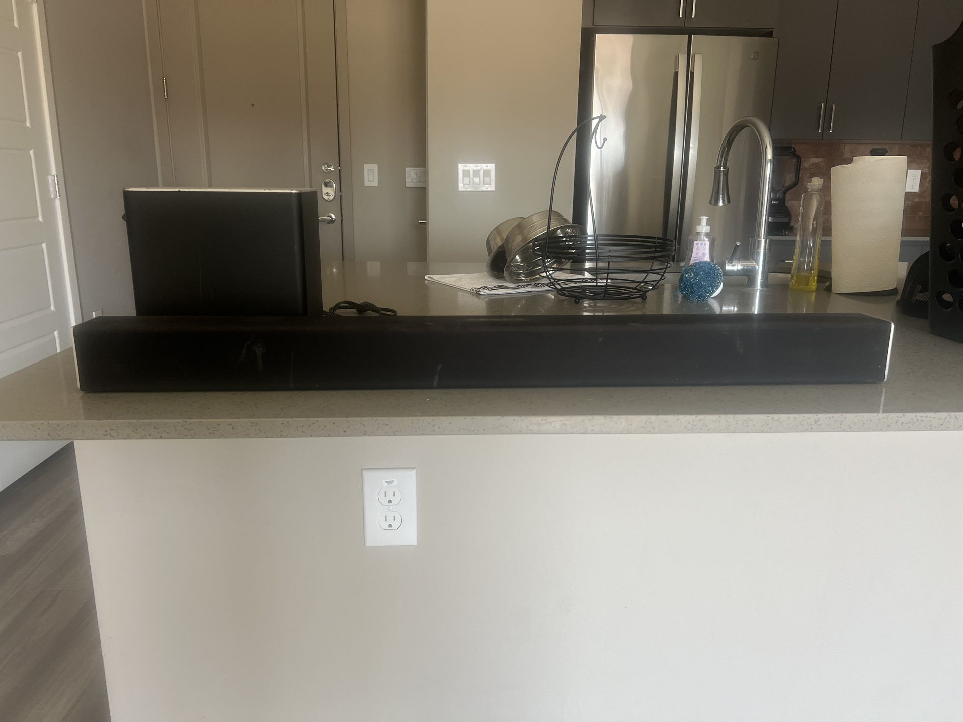 Vizio soundbar & subwoofer