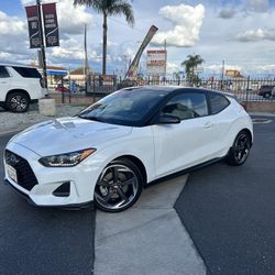 2019 Hyundai Veloster