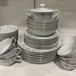 Harmony House Fine China Dish Set