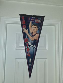 Vintage Yao Ming Pennant 29"