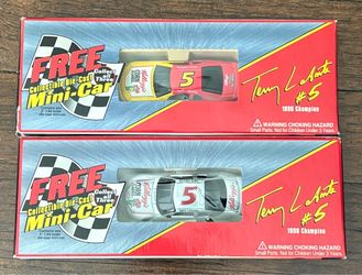 TERRY LABONTE #5 1996 Champion Collectible Die-Cast Mini Car - Kellogg’s Racing
